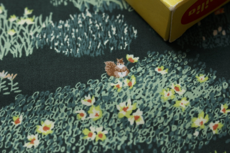 Jc60ローン　リスとフクロウと狐の深い森<br>グリーン